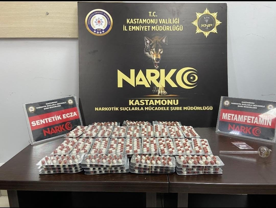 Kastamonu'da uyuşturucuyla yakalanan 2 şahıs tutuklandı