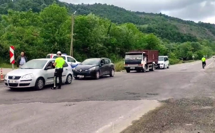 Bartın’da trafik cezasına isyan etti