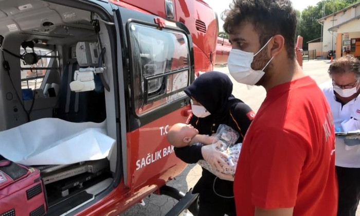 Hava ambulansı 4 aylık Yiğit için havalandı